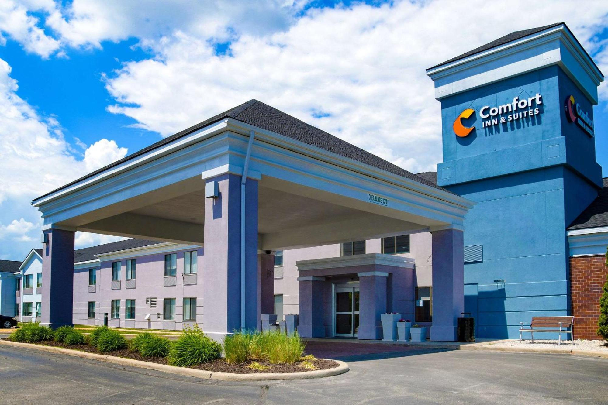 Comfort Inn & Suites Nw Milwaukee Germantown Экстерьер фото